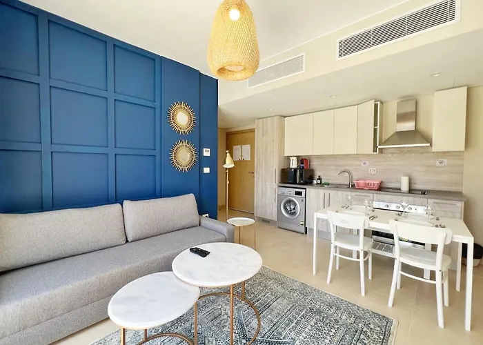 Modern & Mellow 1 Bdr Mangroovy Free & Pool Access Apartman